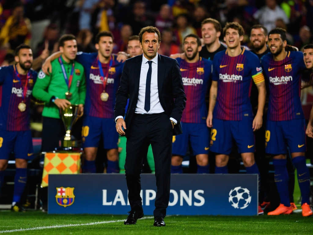 在一线队站 在一线队站